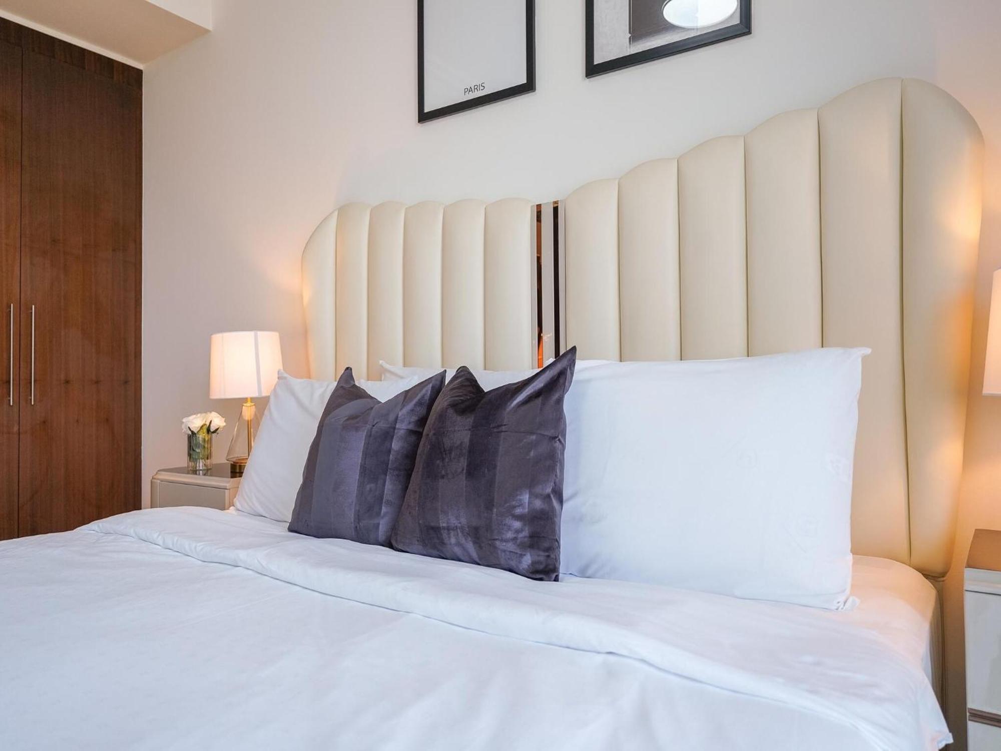 Luxurious Stylish Apartments Across Dubai Mall Burj Khalifa City Views Екстер'єр фото